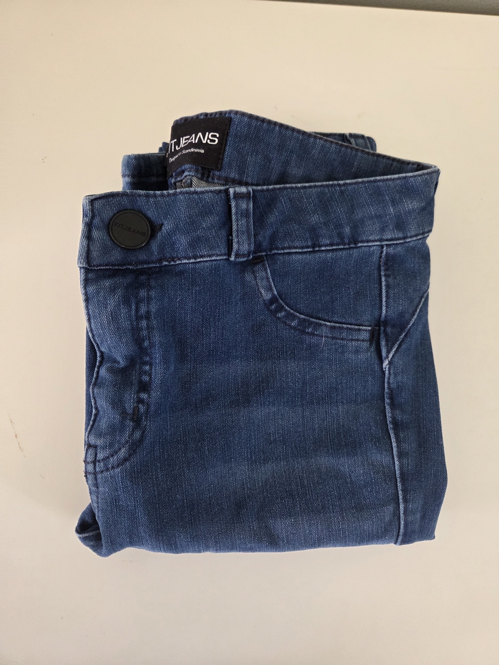 FitJeans Arctic Blue Jeggings. Size M